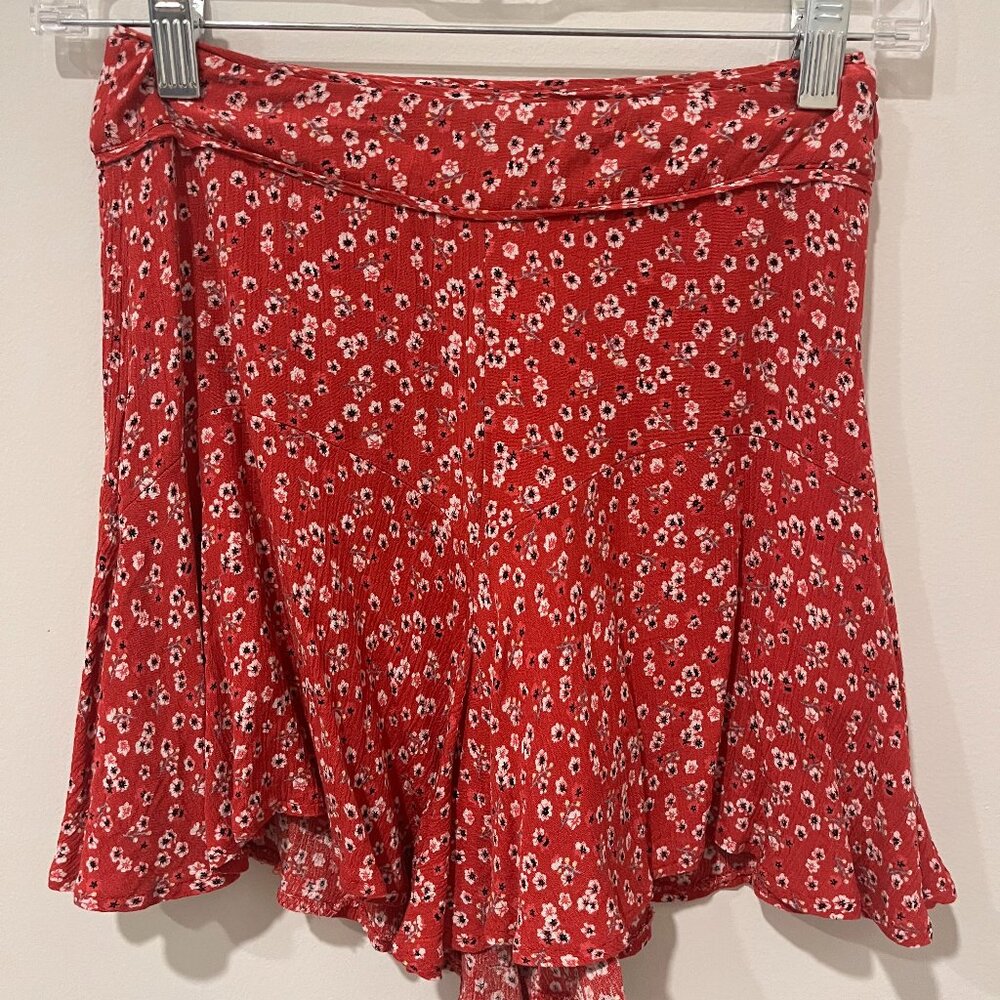 Pink floral Princess Polly shorts